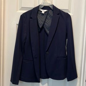 Womens navy blue blazer. NWT. Size xs. Smoke free home.